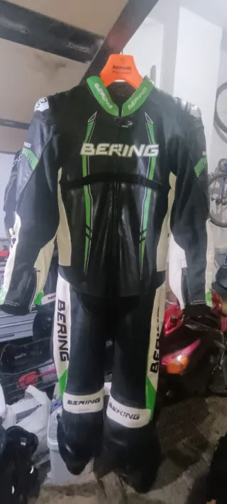 Mono de cuero Bering LEAD-R negro/verde Talla M