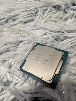 Procesador Intel Core i3-8100