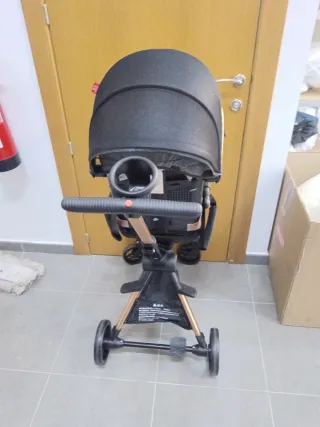 Silla de paseo para bebé negra