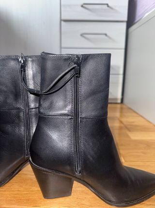 Botines Zara Negros Tacon Punta