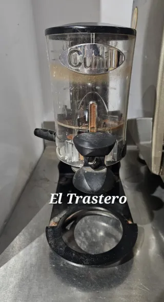 MUEBLE ACERO Y CAFETERA