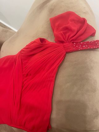 Vestido fiesta rojo pedrería