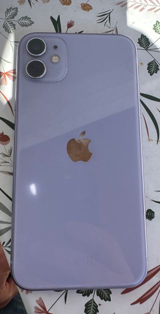 iPhone 11 viola