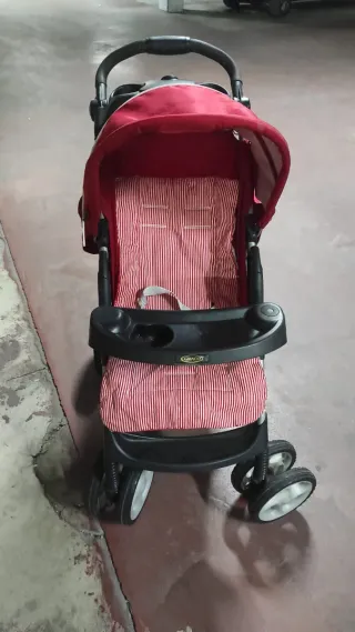Carrito de bebé y silla de coche Graco roja