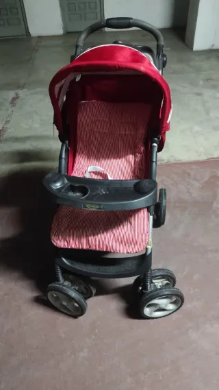 Carrito de bebé y silla de coche Graco roja