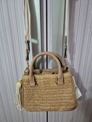 Bolso Parfois tejido beige y multicolor