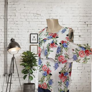 Blusa floral Jennyfer talla M