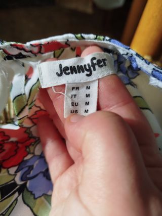 Blusa floral Jennyfer talla M