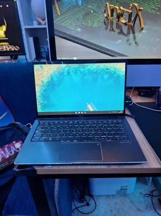 ASUS Zenbook Flip 13.3" i5 Táctil 360° 512GB PC