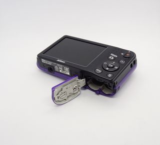 Nikon Coolpix L29 Fotocamera Digitale Viola 16.1MP