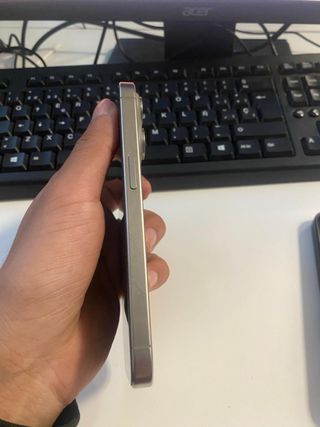iPhone 15 Pro Oro/Plata