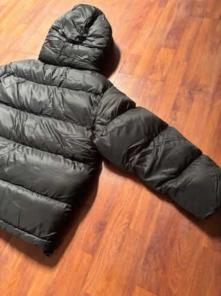 Abrigo Puffer Stussy - Negro/Rosa