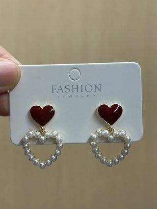 Pendientes Corazón Rojo y Perlas
