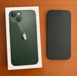 iPhone 13 Verde 88% Batería