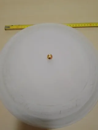 Plafón de techo de cristal blanco.