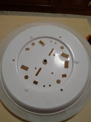 Plafón de techo de cristal blanco.