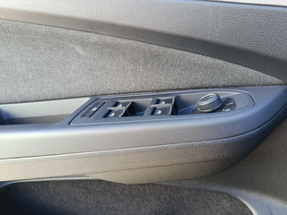 Volkswagen Golf Life 2.0 116CV