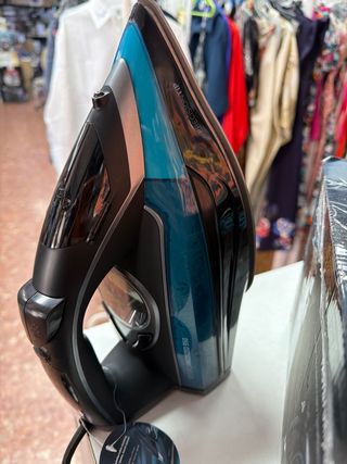 Cecotec Plancha Ropa de Vapor Anodizada Fast&Furio