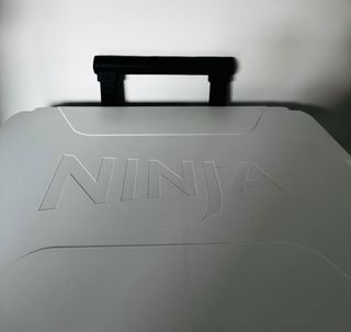 Nevera Portátil Ninja Frost Vault 30 QT