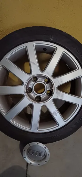 Llantas Audi Originales 5x112 57.1 con Gomas en 17