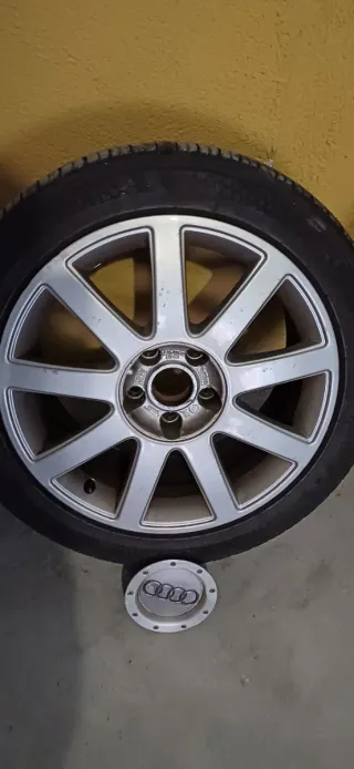 Llantas Audi Originales 5x112 57.1 con Gomas en 17