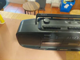 Radio Cassette Sony Mega Bass CFS DW34
