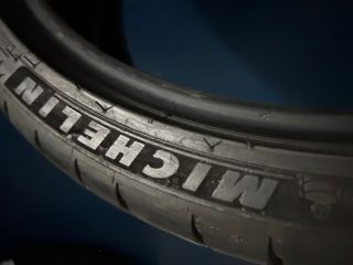 2 Neumáticos Michelin Pilot Sport 4 235/35/20