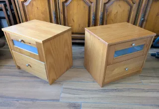 2 MESITAS DE NOCHE MADERA