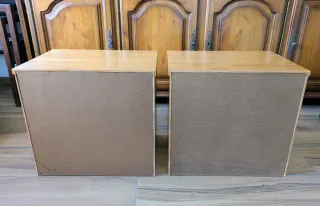 2 MESITAS DE NOCHE MADERA