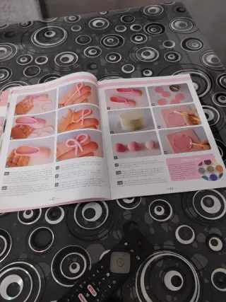 Giornale con spiegazioni per fare torte