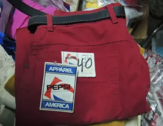 Ropa Vintage Prendas se todo tipo, colores y forma