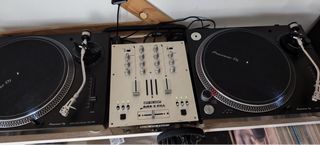 Pareja Tocadiscos Pioneer PLX-500