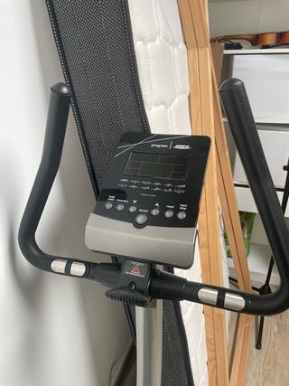 Bicicleta Estática BH Fitness Onyx Program