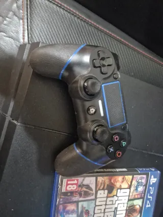 Consola Sony PlayStation 4 Negra