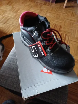 Zapatos de seguridad Bellota S3