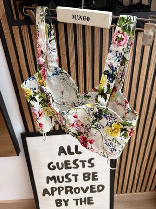 Top floral Pull&Bear blanco multicolor