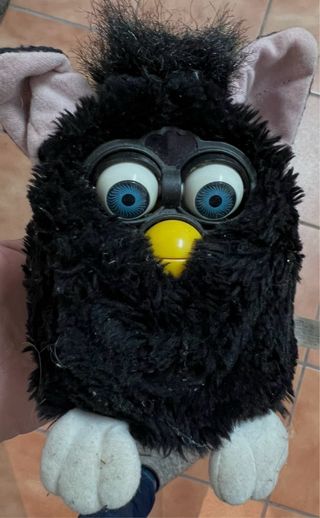 Furby Negro Ojos Azules