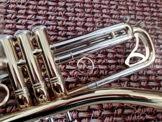 Trompeta Dizzy Gillespie