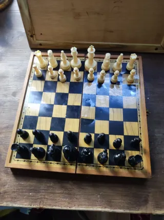 Ajedrez de madera plegable