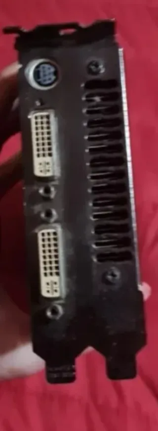 Pack 2 tarjeta gráfica modelo XFX 8800GTS GTX980