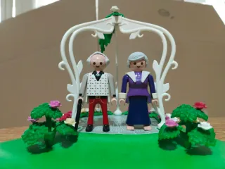Playmobil Coppia di Nonni nel Giardino