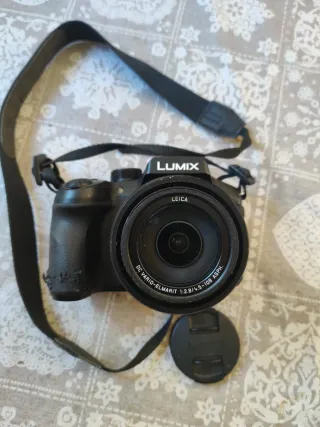 Fotocamera Lumix DMC-FZ300 (Panasonic)