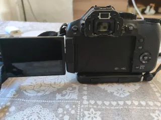 Fotocamera Lumix DMC-FZ300 (Panasonic)