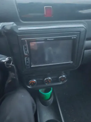 Pantalla Radio Pioneer algo negociable