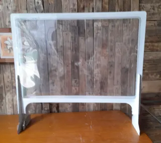 Mampara aluminio y plástico