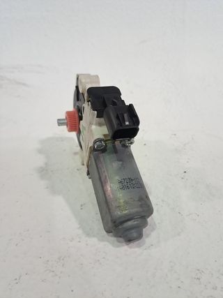 MOTOR ELEVALUNAS DELANTERO IZQUIERDO FORD FOCUS (4)