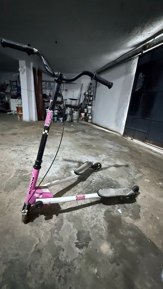 Patineta de 3 ruedas rosa