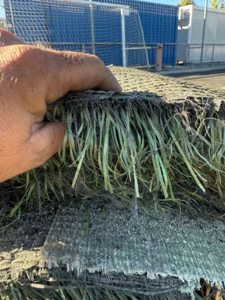 Césped artificial en rollos