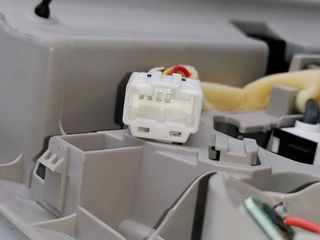 LUZ INTERIOR NISSAN X-TRAIL (T32) (4)