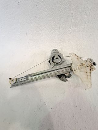 ELEVALUNAS TRASERO DERECHO CITROEN C4 BERLINA (2)